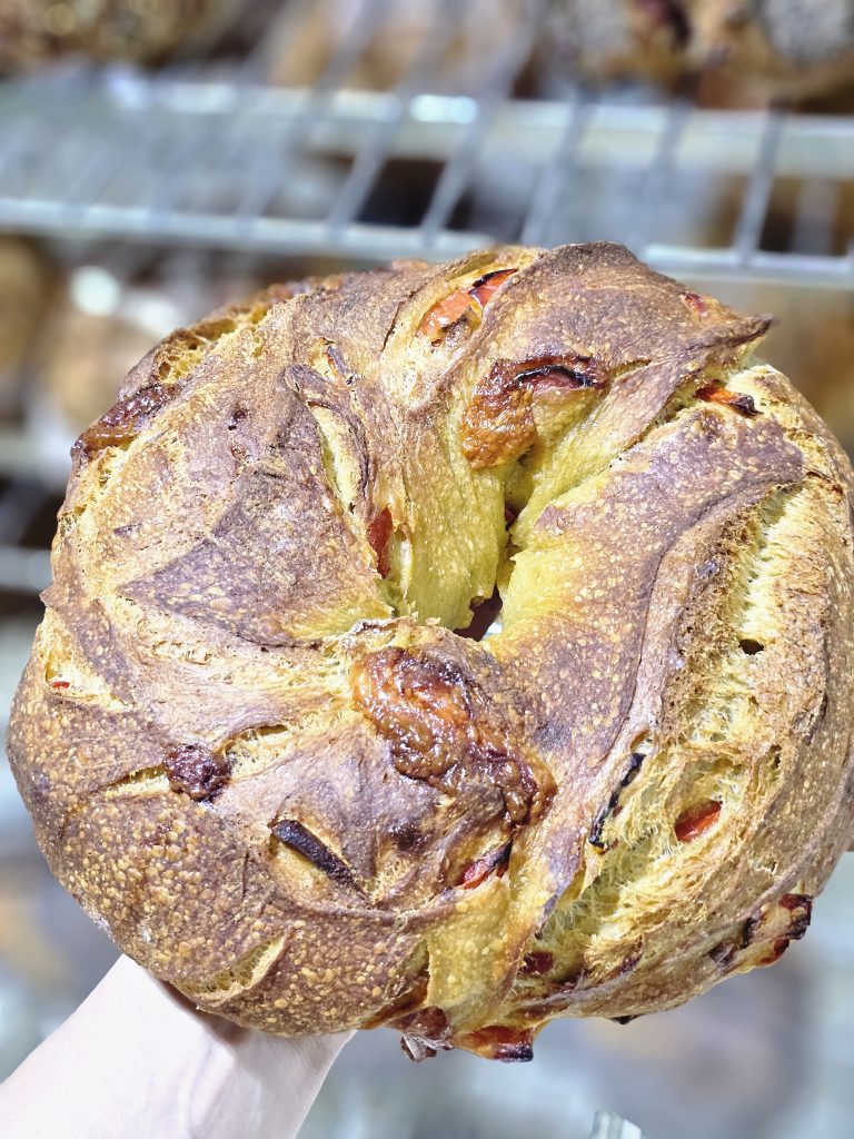 καπνιστό με τυρί και πιπεριά Φλωρίνης